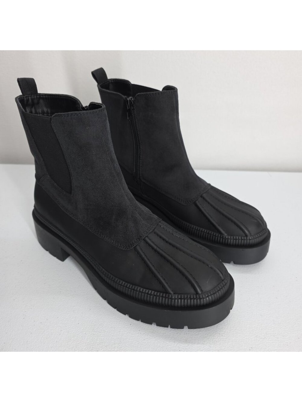 Universal Thread Ella Chelsea Duck Boots Womens Size 9.5 Winter Chunky Goth Blk